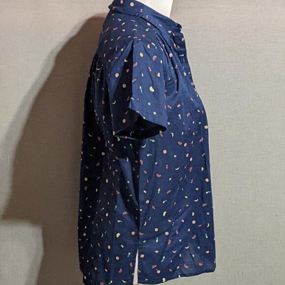 šNWTāST JOHN'SĀ BAY NAVY BLUEāSHORTāSLEEVEāBUTTONāUPāBLOUSEā-āSMALL - Picture 2 of 8